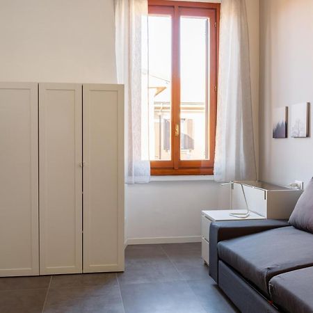 Newly Renovated Loft Near Centrale Милан Экстерьер фото