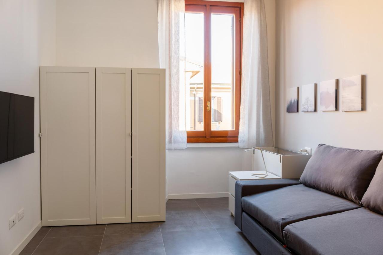 Newly Renovated Loft Near Centrale Милан Экстерьер фото